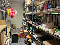 Inhoud magazijnrek - afbeelding 1 van  31