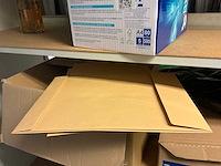 Inhoud magazijnrek - afbeelding 21 van  31