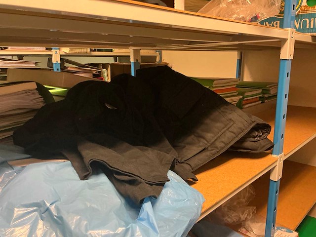 Inhoud magazijnrek - afbeelding 24 van  31