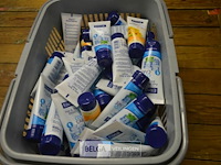 Inhoud mand partij div - afbeelding 1 van  2