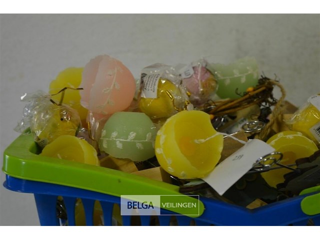 Inhoud mandje partij div paasartikelen - afbeelding 2 van  4