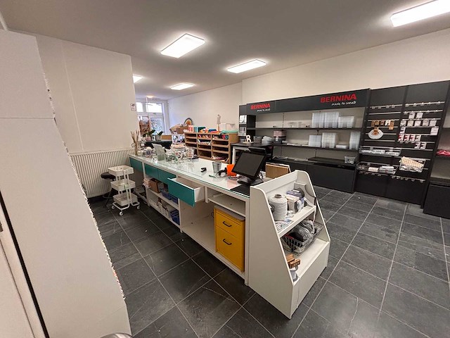 Inhoud naai- en breiwinkel de zipper - afbeelding 30 van  82