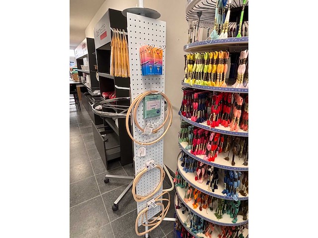 Inhoud naai- en breiwinkel de zipper - afbeelding 45 van  82