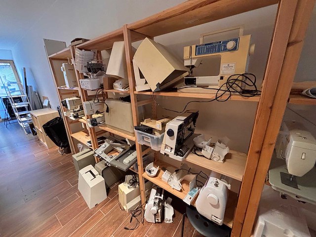 Inhoud naai- en breiwinkel de zipper - afbeelding 43 van  82