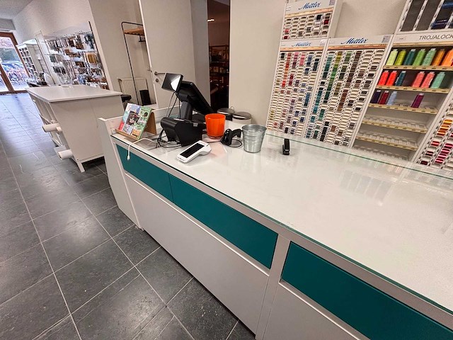 Inhoud naai- en breiwinkel de zipper - afbeelding 46 van  82