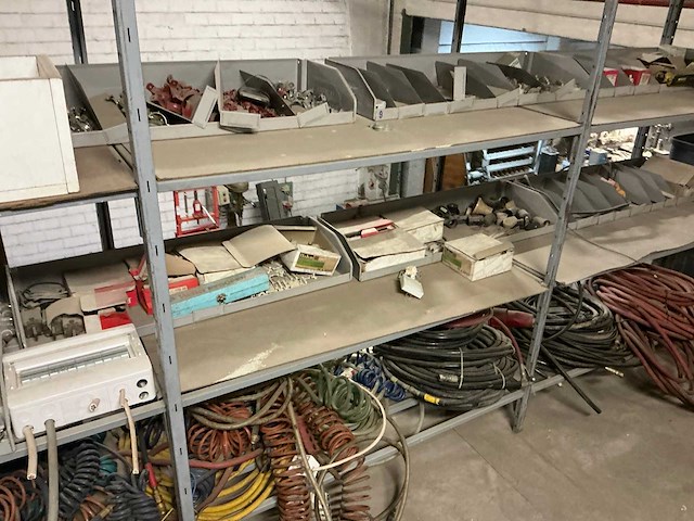 Inhoud onderhoud magazijn 1ste verdiep - afbeelding 6 van  30