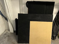 Inhoud op platform boven keuken - afbeelding 5 van  7