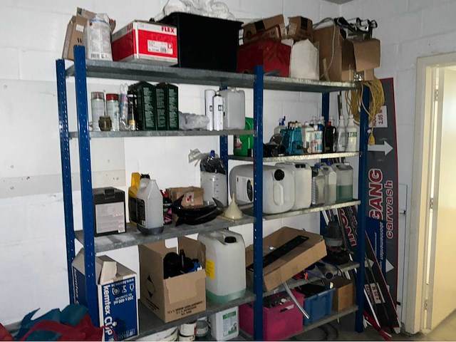 Inhoud opbergruimte - afbeelding 1 van  13