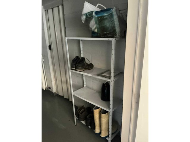 Inhoud opbergruimte - afbeelding 8 van  13