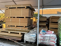 Inhoud opslagtent buiten - afbeelding 4 van  9