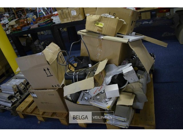 Inhoud palet - afbeelding 1 van  6