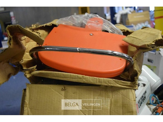 Inhoud pallet div service bordjes - afbeelding 6 van  8