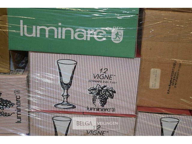 Inhoud pallet div soorten glazen - afbeelding 1 van  6