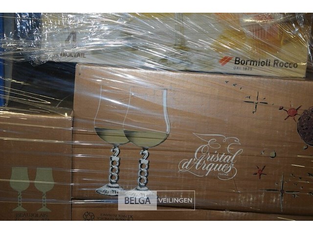 Inhoud pallet div soorten glazen - afbeelding 2 van  6