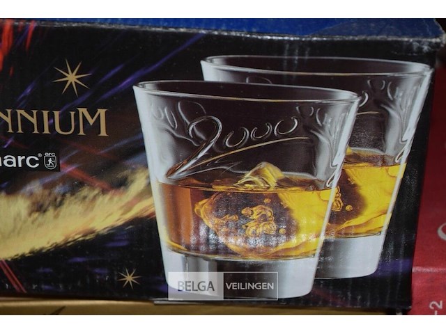 Inhoud pallet div soorten glazen - afbeelding 3 van  6