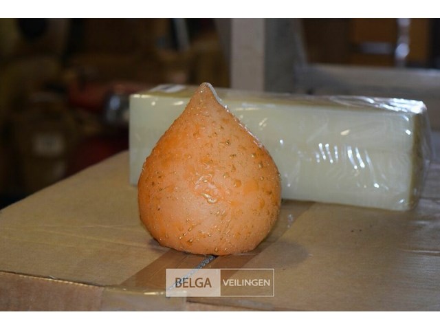 Inhoud pallet div soorten kaarsen - afbeelding 3 van  6