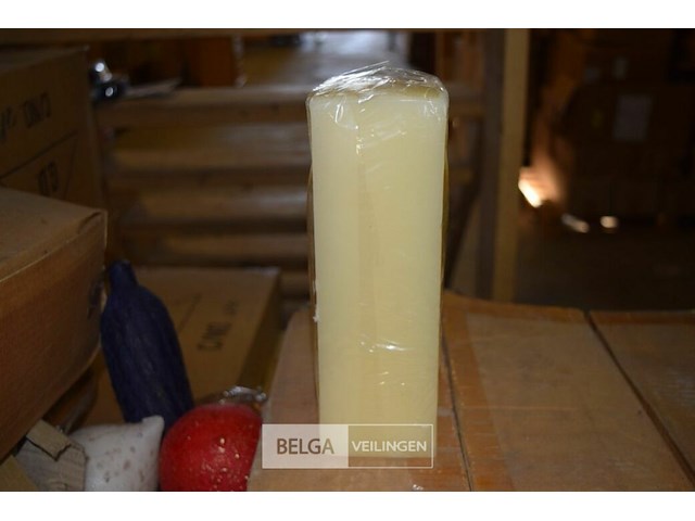 Inhoud pallet div soorten kaarsen - afbeelding 4 van  6