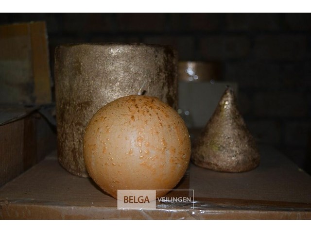 Inhoud pallet div soorten kaarsen - afbeelding 1 van  4