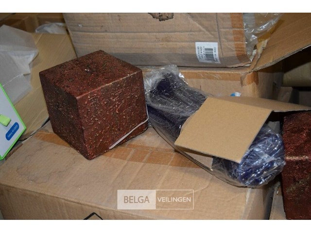 Inhoud pallet div soorten kaarsen - afbeelding 2 van  3