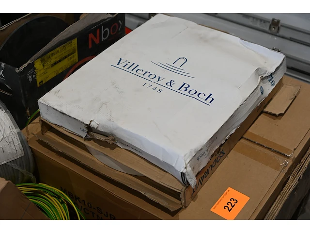 Inhoud pallet diverse werkmateriaal - afbeelding 2 van  6