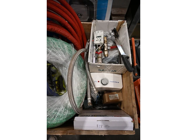 Inhoud pallet diverse werkmateriaal - afbeelding 4 van  6