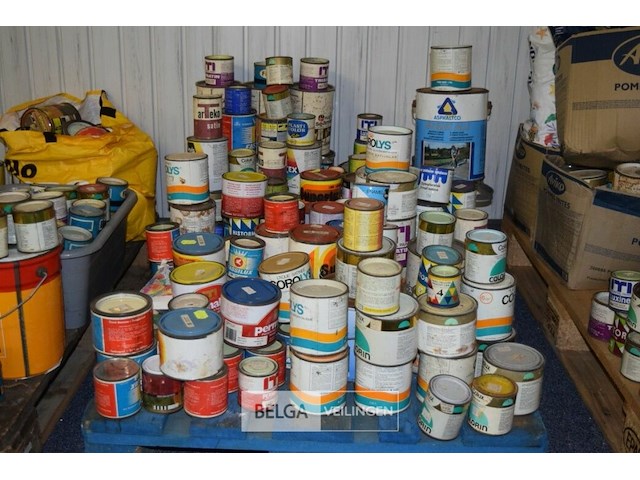 Inhoud pallet partij div soorten verf - afbeelding 1 van  6