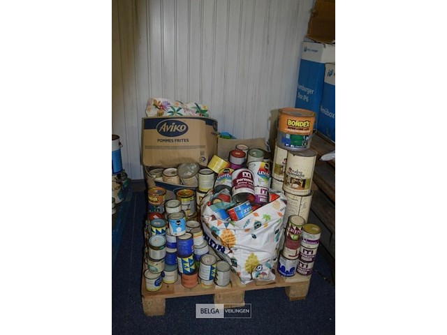 Inhoud pallet partij div soorten verf - afbeelding 1 van  7