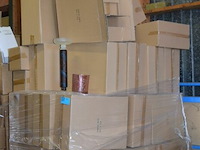 Inhoud pallet partij div vaasjes en kandelaars - afbeelding 4 van  4