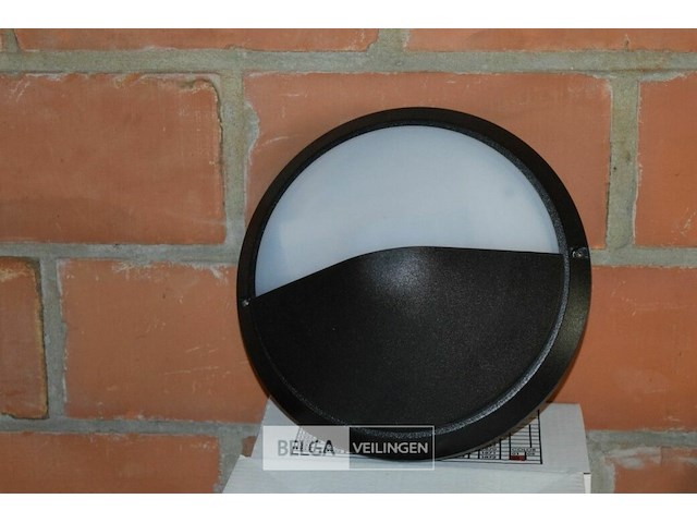 Inhoud pallet partij lampkappen voor buiten - afbeelding 2 van  4