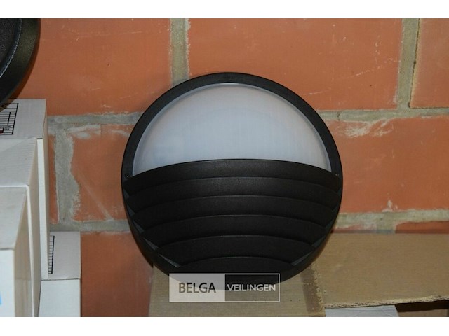 Inhoud pallet partij lampkappen voor buiten - afbeelding 3 van  4