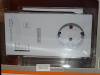 Inhoud pallet partij schwarger adapters, gsm hoesje,handgel 100ml/fles - afbeelding 5 van  6