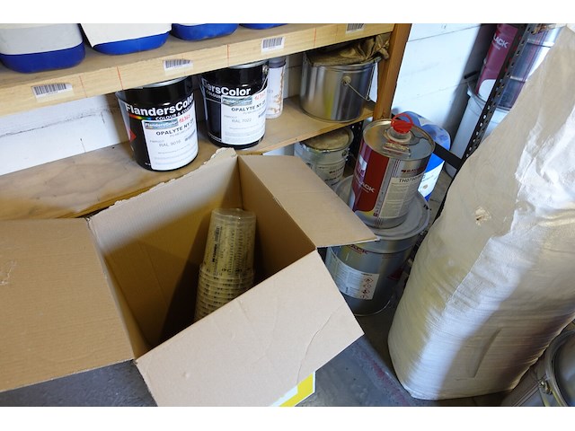 Inhoud productenkamer - afbeelding 27 van  29