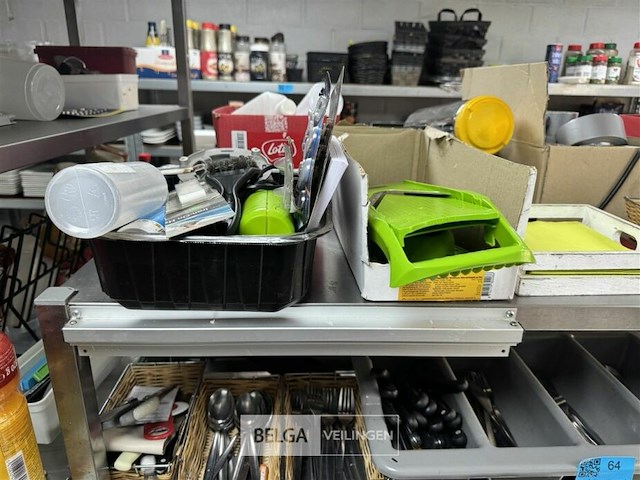 Inhoud rek - bestek - afbeelding 6 van  9