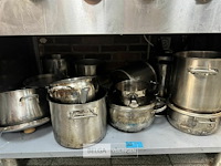 Inhoud rek - div kookpotten - afbeelding 2 van  8