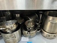 Inhoud rek - div kookpotten - afbeelding 7 van  8