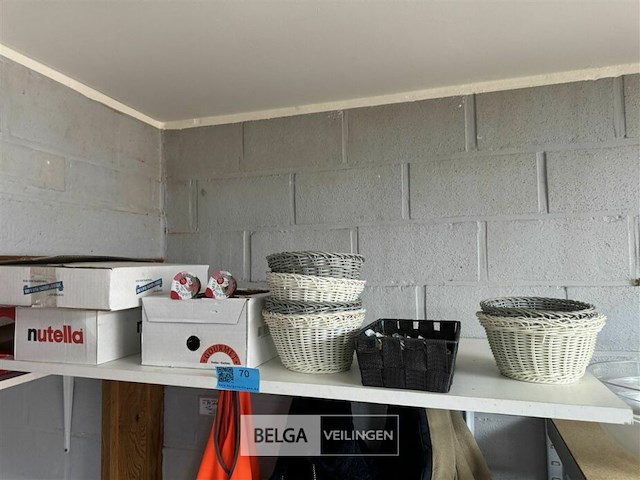 Inhoud rek - div mandjes, confituur, nutella, siroop - afbeelding 6 van  6