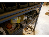 Inhoud rek : allehande divers bevestigingsmateriaal en dergelijken - afbeelding 9 van  12