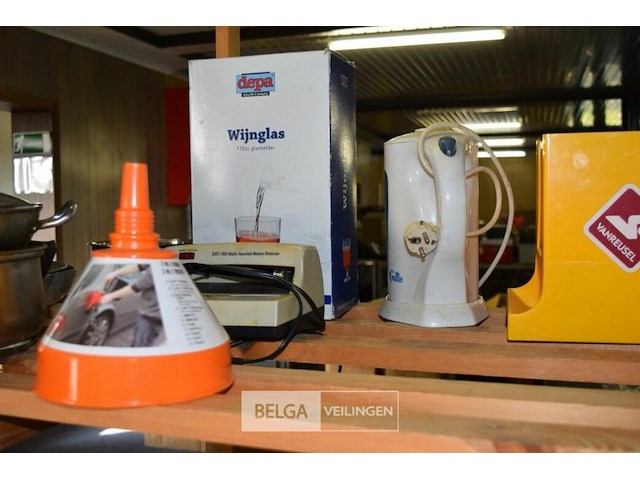 Inhoud rek div horica materialen - afbeelding 8 van  10