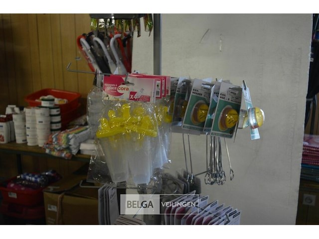 Inhoud rek div - afbeelding 4 van  9