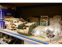 Inhoud rek : divers materiaal - afbeelding 3 van  8