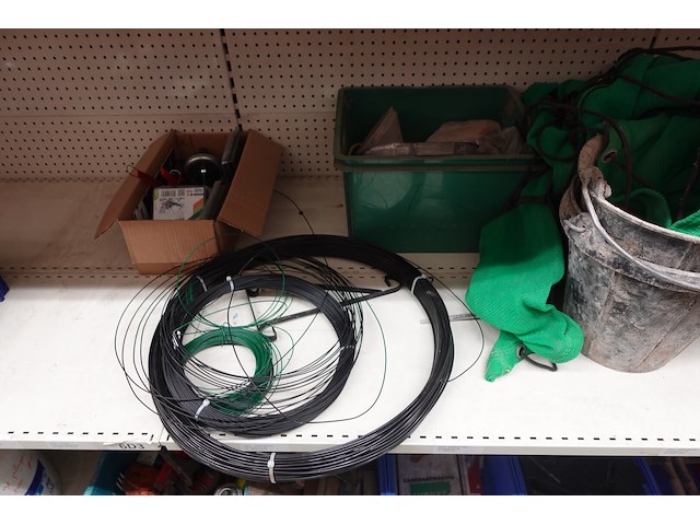 Inhoud rek diversen - afbeelding 4 van  48