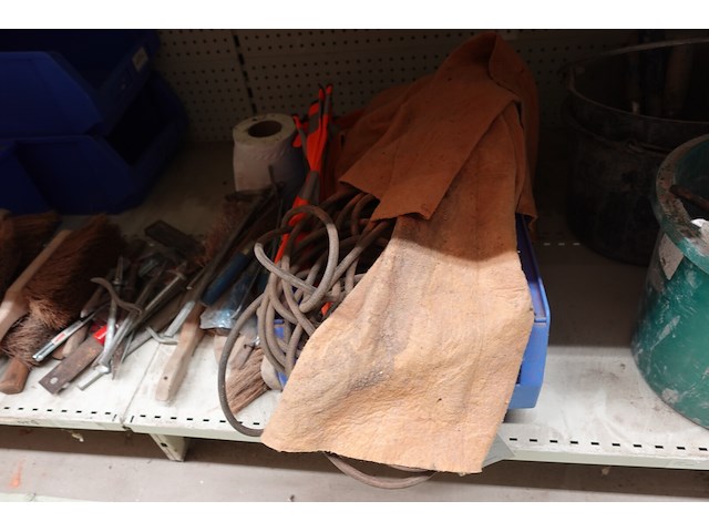 Inhoud rek diversen - afbeelding 6 van  48