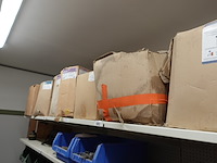 Inhoud rek diversen - afbeelding 18 van  48