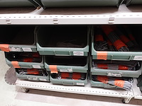 Inhoud rek diversen - afbeelding 38 van  48