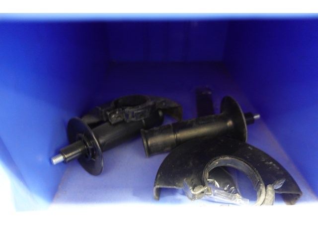 Inhoud rek diversen - afbeelding 3 van  55