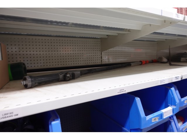 Inhoud rek diversen - afbeelding 13 van  55