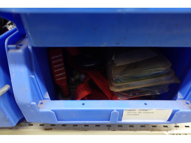 Inhoud rek diversen - afbeelding 16 van  55