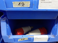 Inhoud rek diversen - afbeelding 17 van  55