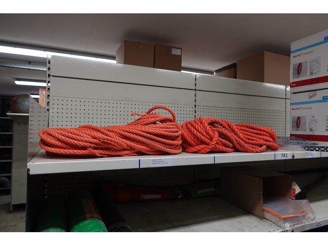 Inhoud rek diversen - afbeelding 12 van  55