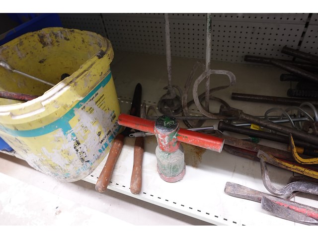 Inhoud rek diversen - afbeelding 38 van  55